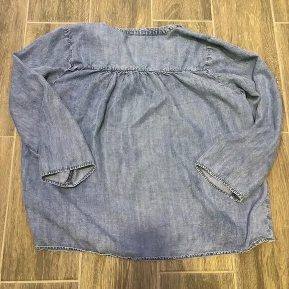 ⭐️ 3/$21 ⭐️ Splendid Women’s Indigo 3/4 Sleeve Shirt - Picture 6 of 7